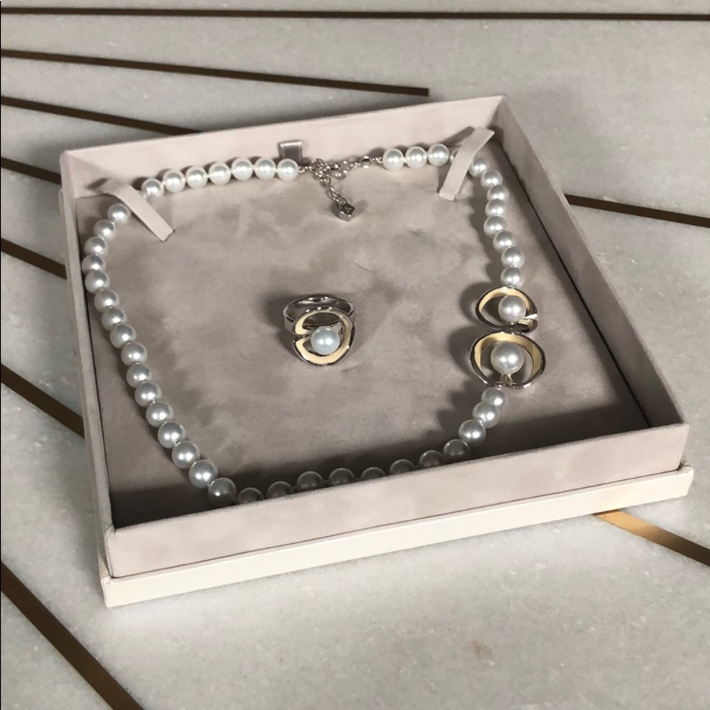 MISAKI Pearl Necklace & Ring